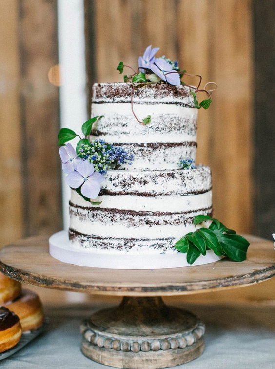 свадебные
                              торты двухъярусные фото смотреть