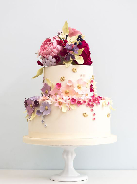 свадебный торт из мастики фото пример