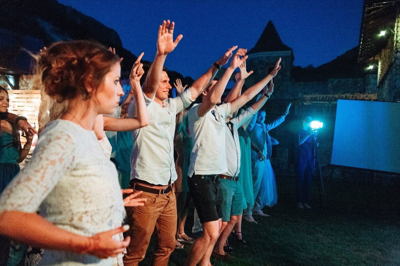  – Ведущий в Крыму Дмитрий Уськов |  - 1 из 10