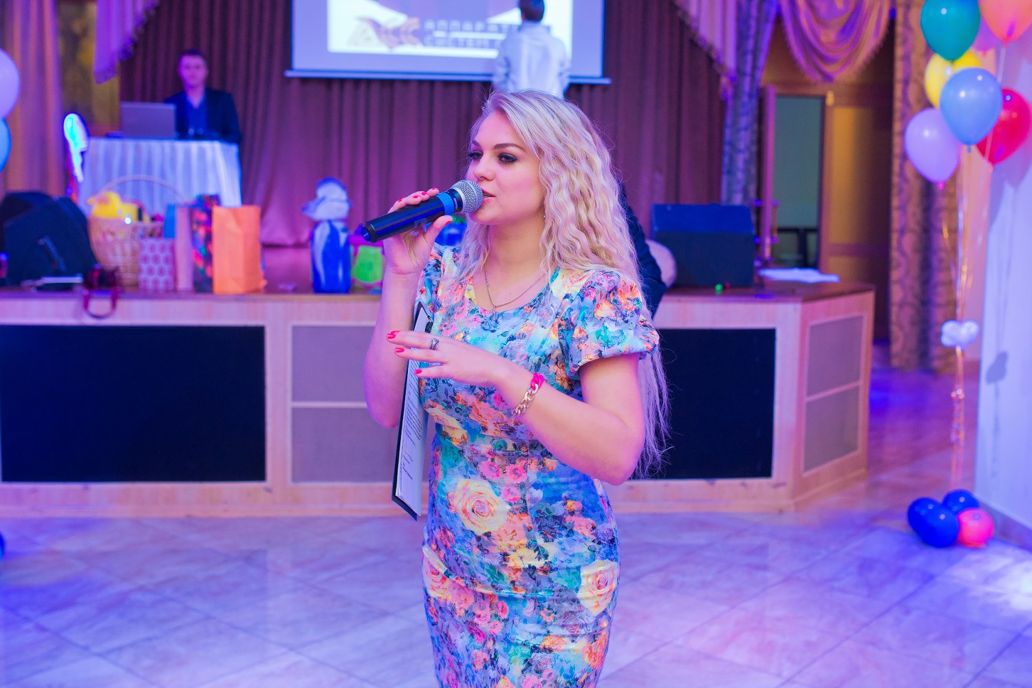 Портфолио&nbsp;Ведущая мероприятий Оля Находка : 