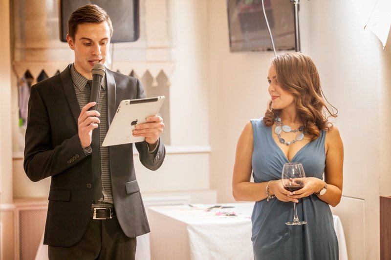 Ведущий свадебных торжеств&nbsp;Ведущий свадебных торжеств Павел Артёмов : 