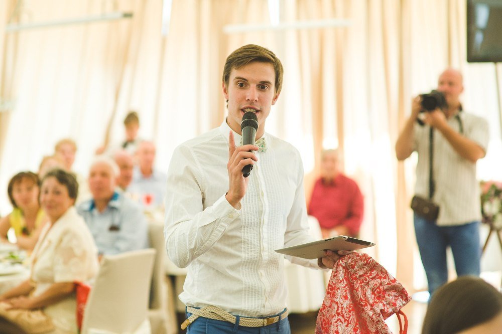 Ведущий свадебных торжеств&nbsp;Ведущий свадебных торжеств Павел Артёмов : 