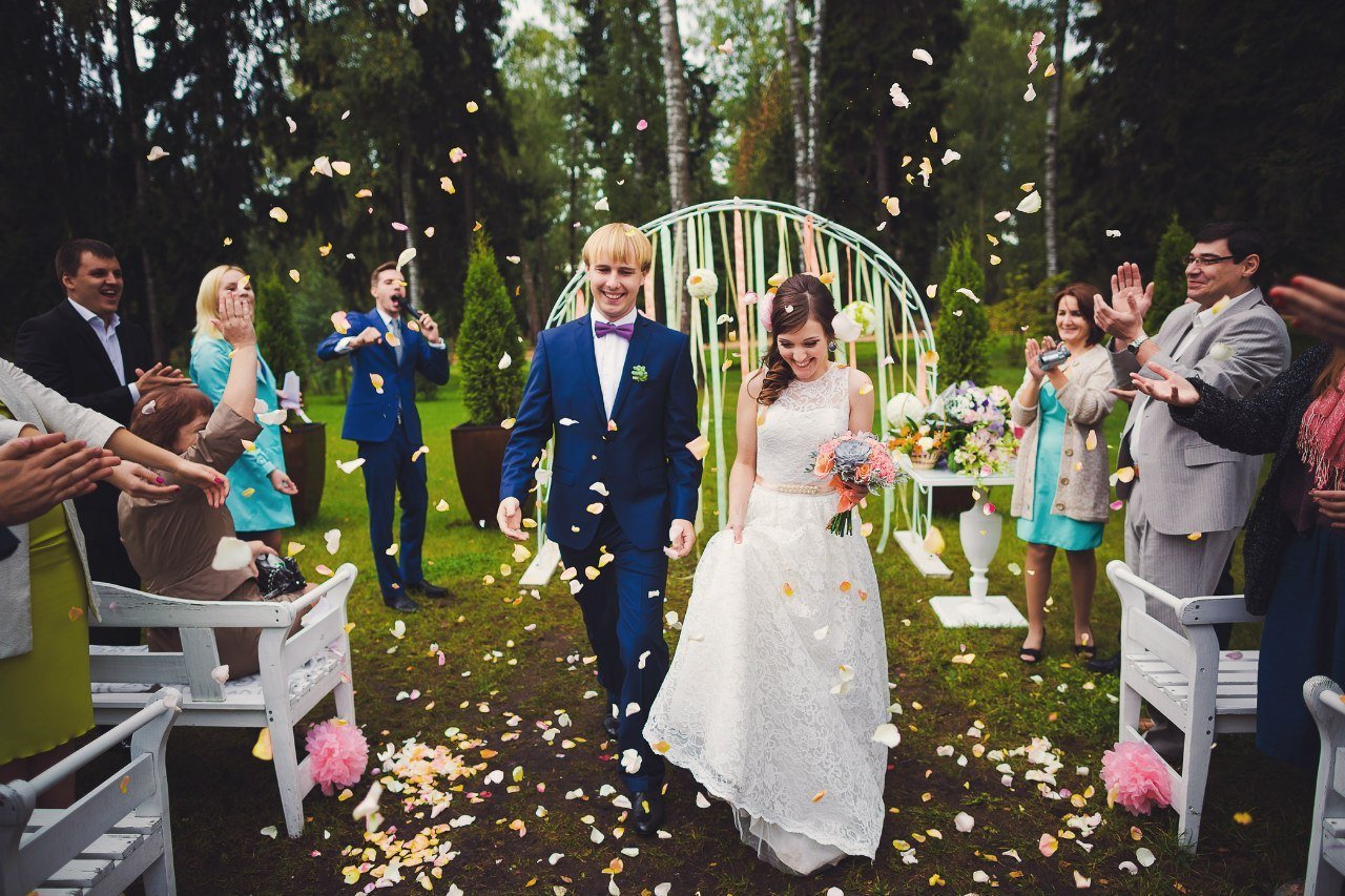 Ведущий свадебных торжеств&nbsp;Ведущий свадебных торжеств Павел Артёмов : 