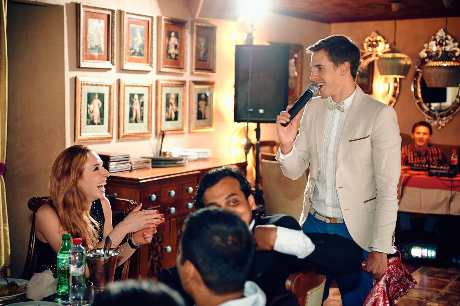 Ведущий свадебных торжеств&nbsp;Ведущий свадебных торжеств Павел Артёмов : 