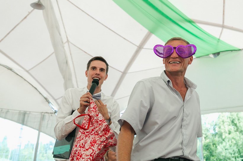 Ведущий свадебных торжеств&nbsp;Ведущий свадебных торжеств Павел Артёмов : 