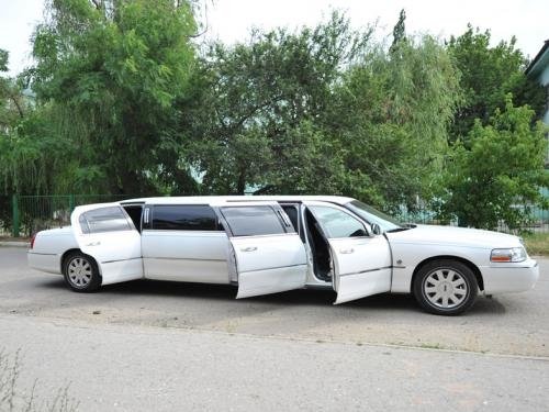 Компания КАРАВАН-СЕРВИС - прокат лимузинов по Северному Кавказу&nbsp;Компания Караван-Сервис : 