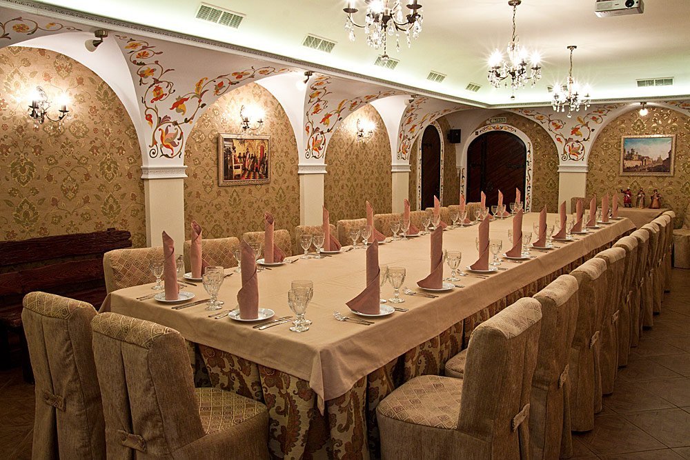 Интерьер&nbsp;Русский ресторан "Добрыня" : 