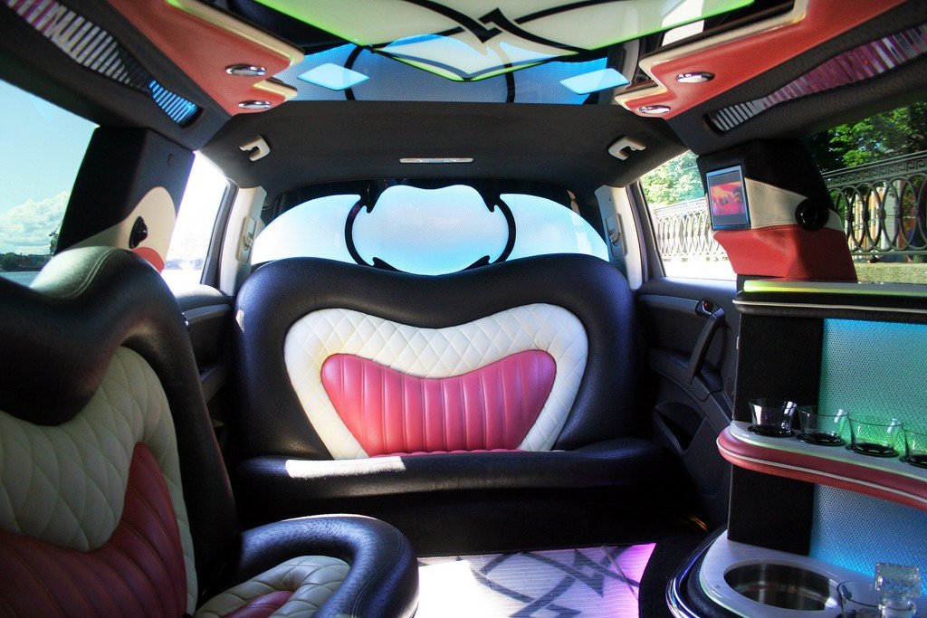 Лимузин Ауди Q7 (Audi Q7)&nbsp;"Гараж AG" : 