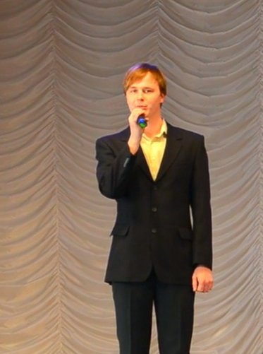 Вокалист Андрей Торопов&nbsp;Вокалист Андрей Торопов : 