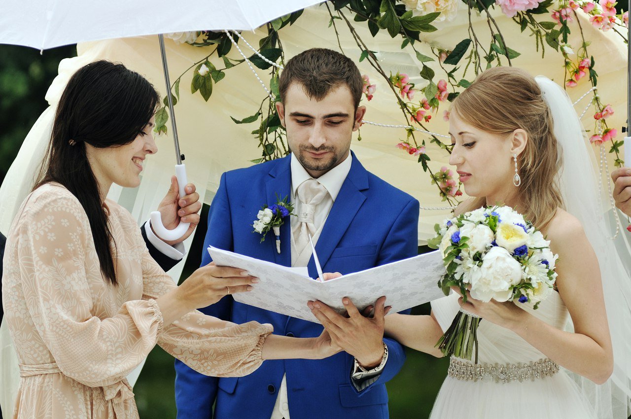 Счастливый&nbsp;Ведущая Алёна Котова : 