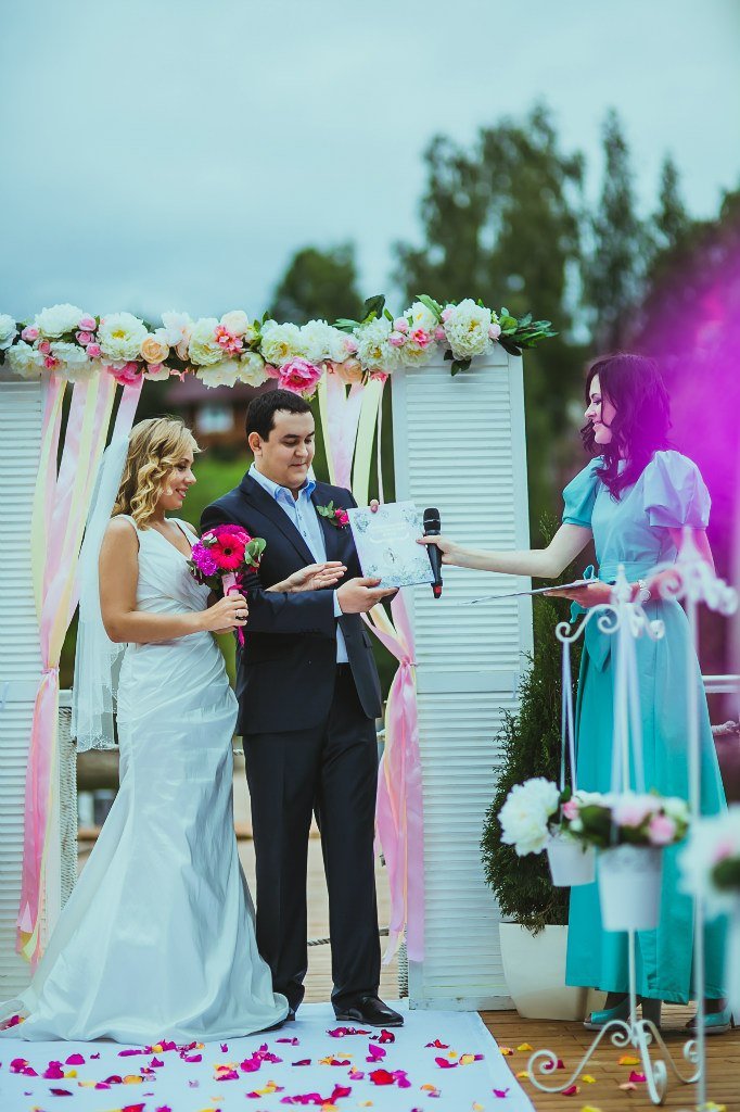 Счастливый&nbsp;Ведущая Алёна Котова : 