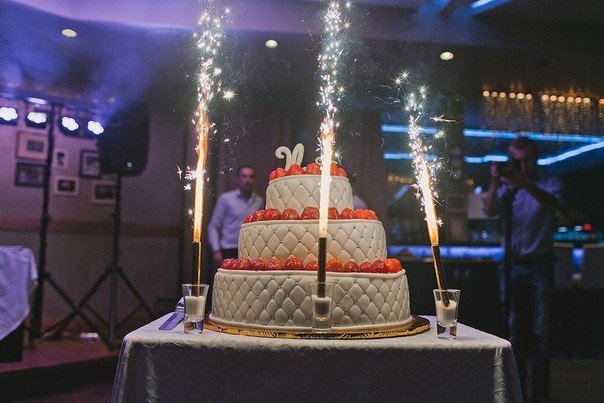 Поющая Ведущая Екатерина Бах 8 926 345 23 92&nbsp;Поющая ведущая Екатерина Бах : 