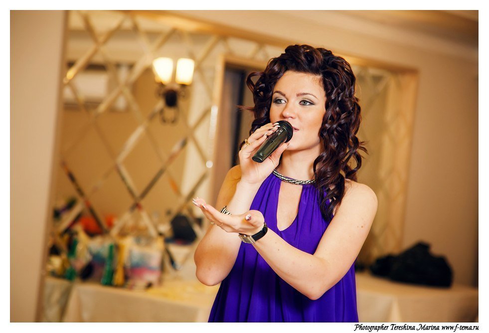 Поющая Ведущая Екатерина Бах 8 926 345 23 92&nbsp;Поющая ведущая Екатерина Бах : 