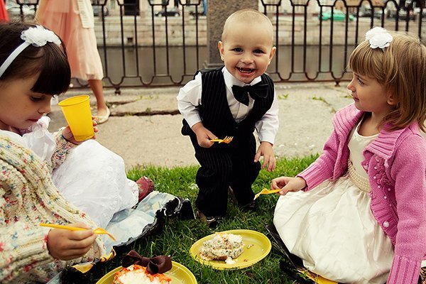 ФОТО-ВИДЕОсъемка свадеб в СПб. Приятные цены. deminvideo.ru&nbsp;Фото-видеосъемка в Петербурге. Deminvideo.ru : 
