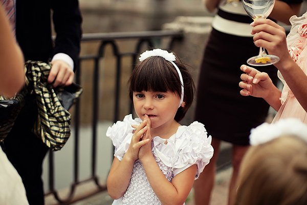 ФОТО-ВИДЕОсъемка свадеб в СПб. Приятные цены. deminvideo.ru&nbsp;Фото-видеосъемка в Петербурге. Deminvideo.ru : 