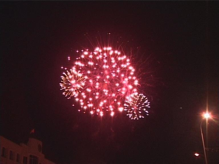 Фейерверк в честь 760-летия города Ивацевичи&nbsp;Фейерверков и пиротехнические шоу : 