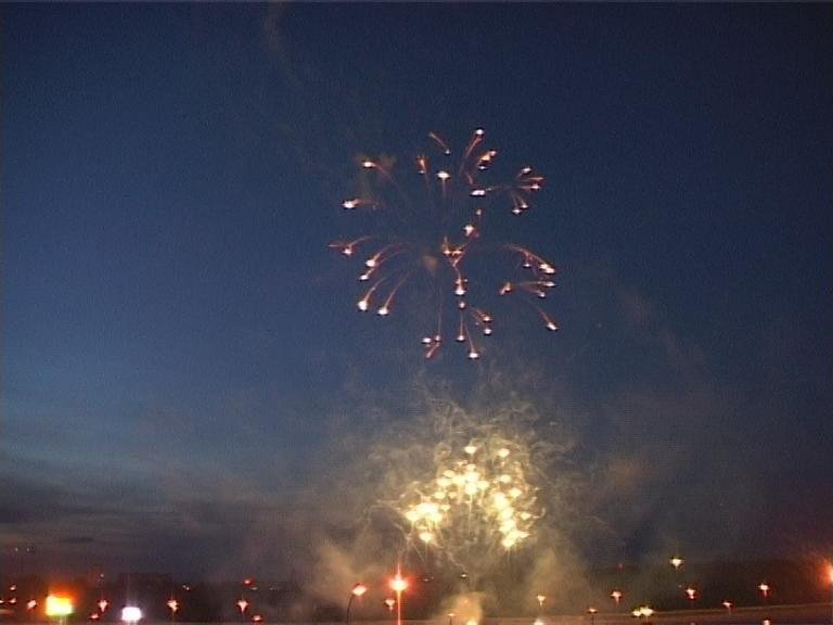 Фото фейерверков&nbsp;Фейерверков и пиротехнические шоу : 