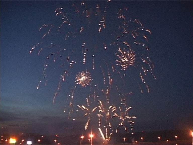 Фото фейерверков&nbsp;Фейерверков и пиротехнические шоу : 