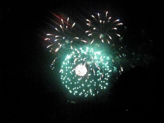 Фото фейерверков&nbsp;Фейерверков и пиротехнические шоу : 