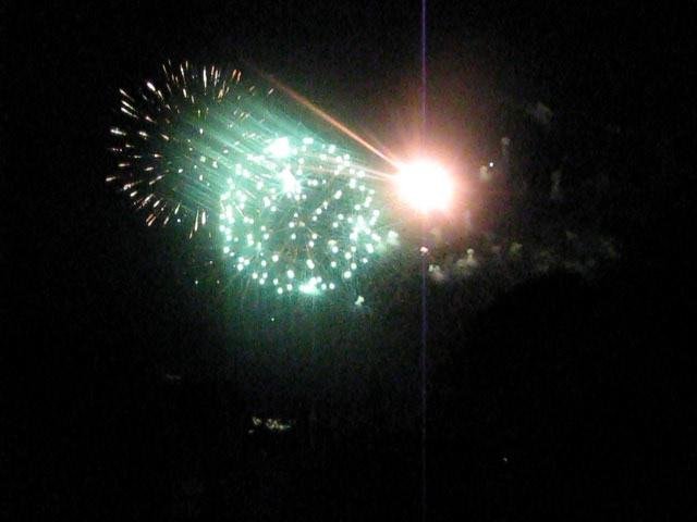 Фото фейерверков&nbsp;Фейерверков и пиротехнические шоу : 