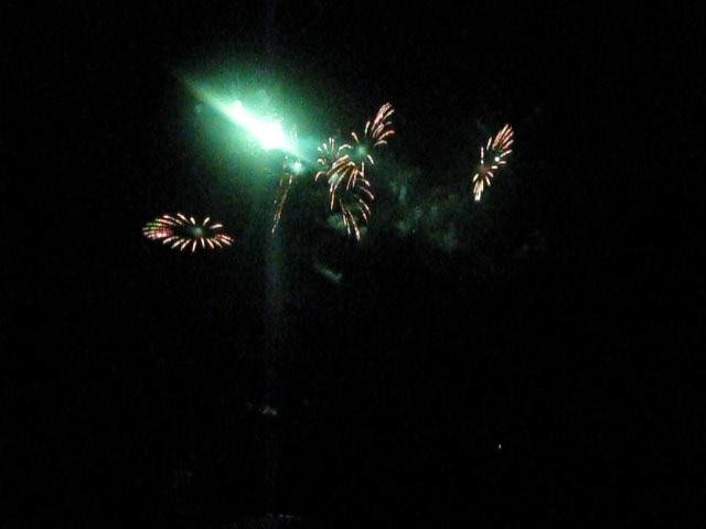 Фото фейерверков&nbsp;Фейерверков и пиротехнические шоу : 
