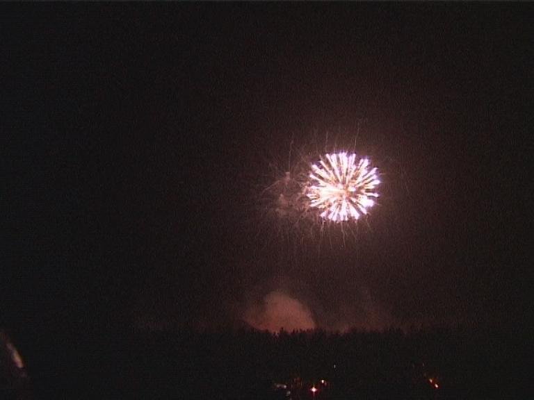 Фото фейерверков&nbsp;Фейерверков и пиротехнические шоу : 