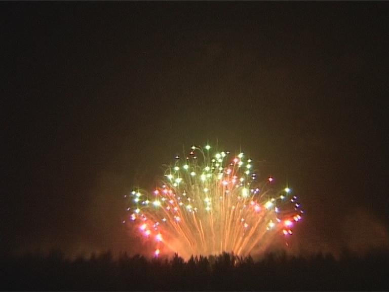 Фото фейерверков&nbsp;Фейерверков и пиротехнические шоу : 