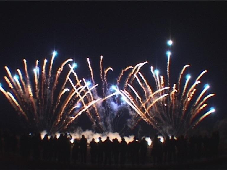 Фото фейерверков&nbsp;Фейерверков и пиротехнические шоу : 