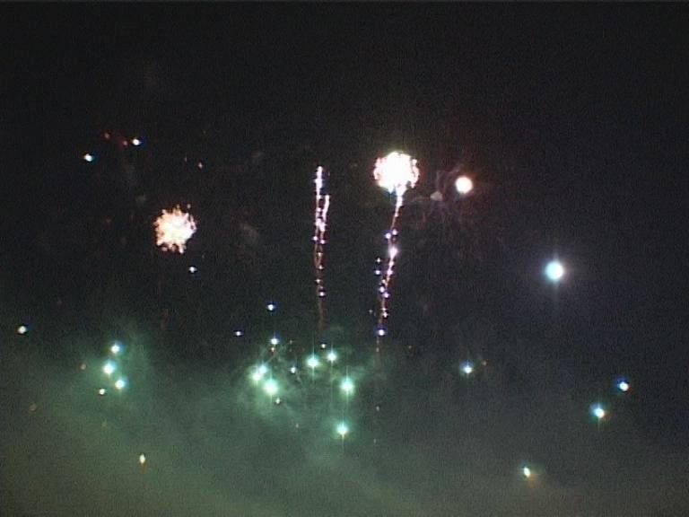 Фото фейерверков&nbsp;Фейерверков и пиротехнические шоу : 