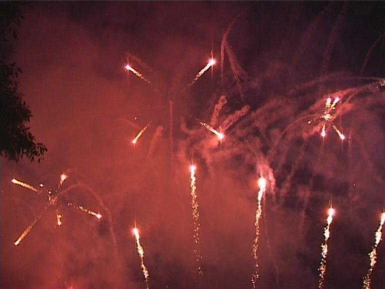 Фото фейерверков&nbsp;Фейерверков и пиротехнические шоу : 