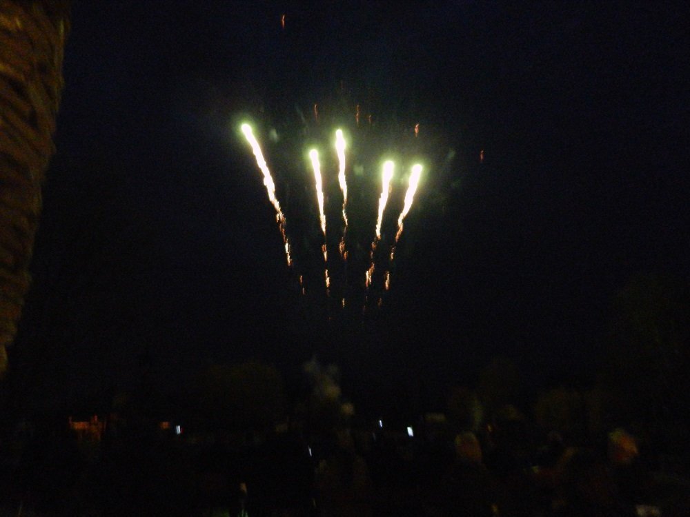 Фото фейерверков&nbsp;Фейерверков и пиротехнические шоу : 