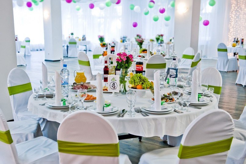 банкетные залы белый и фисташковый&nbsp;Загородный отель "Анива" : 