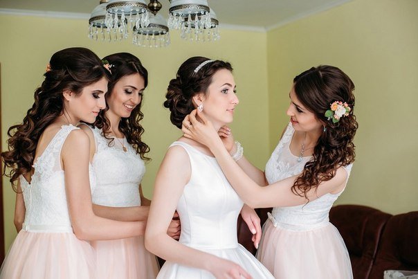 Девушки в наших платьях&nbsp;Мария Мельник : 