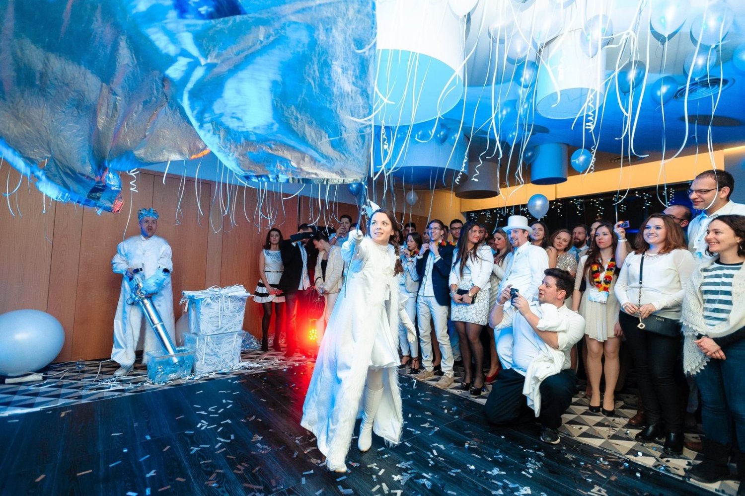 Бумажное шоу&nbsp;Шоу Александра Мура : 