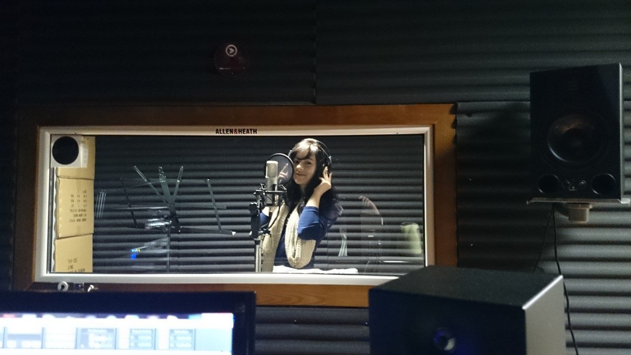 Студия&nbsp;Запишите песню в студии "Диалог" : 