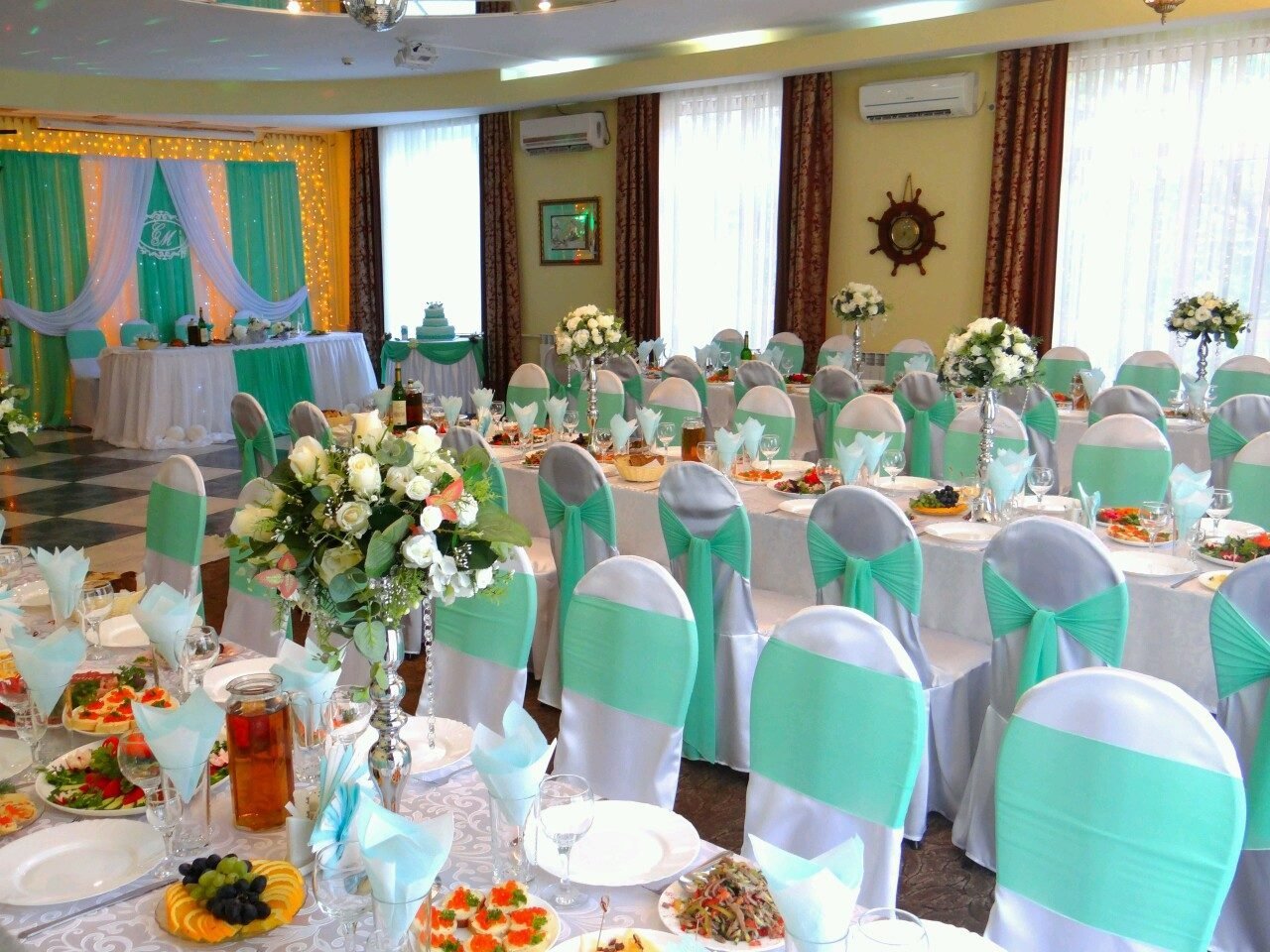 Свадебный фотоальбом&nbsp;Ресторан "Ла-Рошель" г. Ейск, тел.88613222013 : 