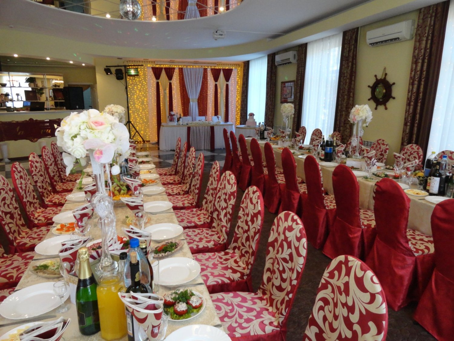 Свадебный фотоальбом&nbsp;Ресторан "Ла-Рошель" г. Ейск, тел.88613222013 : 