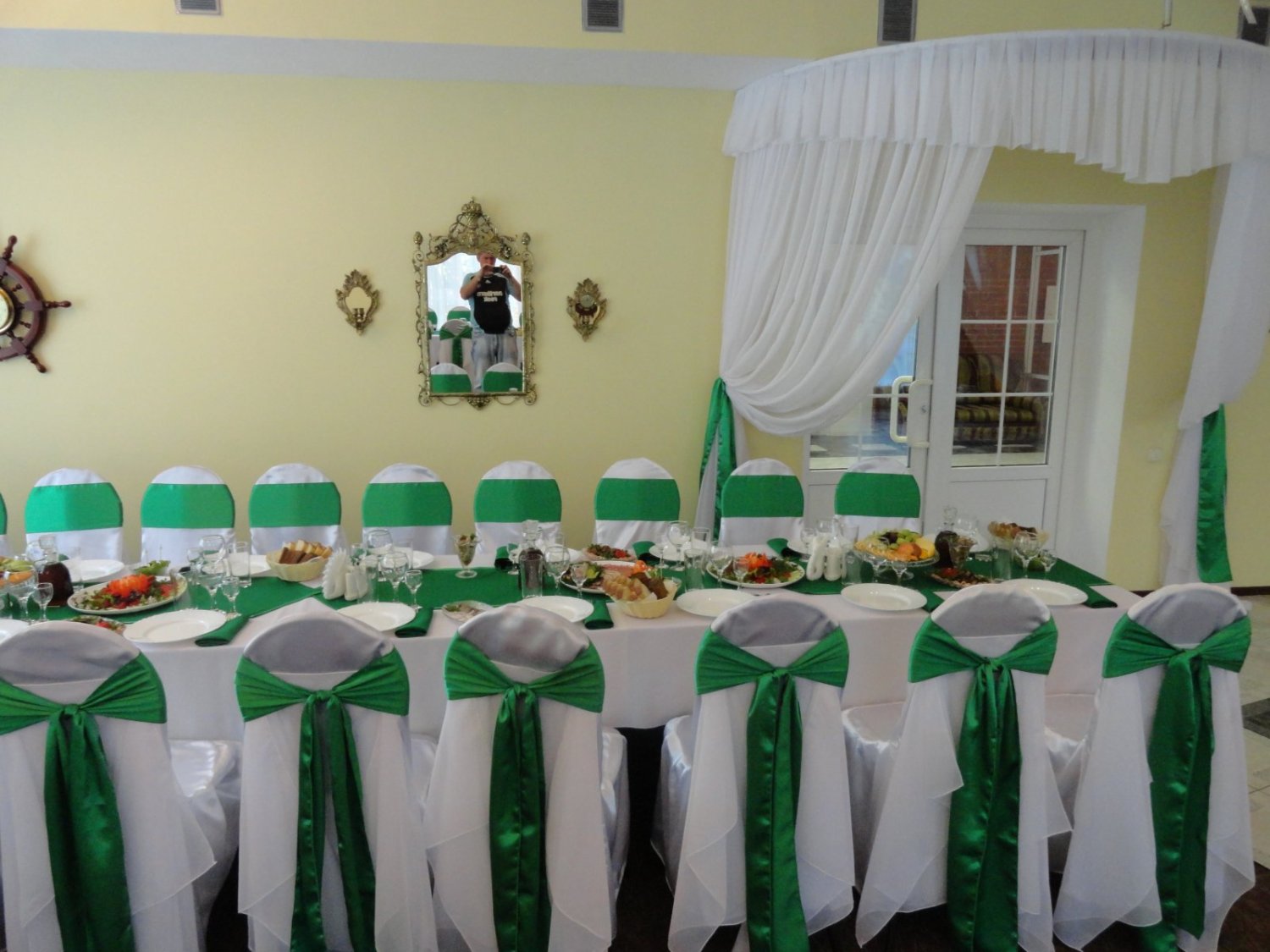 Свадебный фотоальбом&nbsp;Ресторан "Ла-Рошель" г. Ейск, тел.88613222013 : 