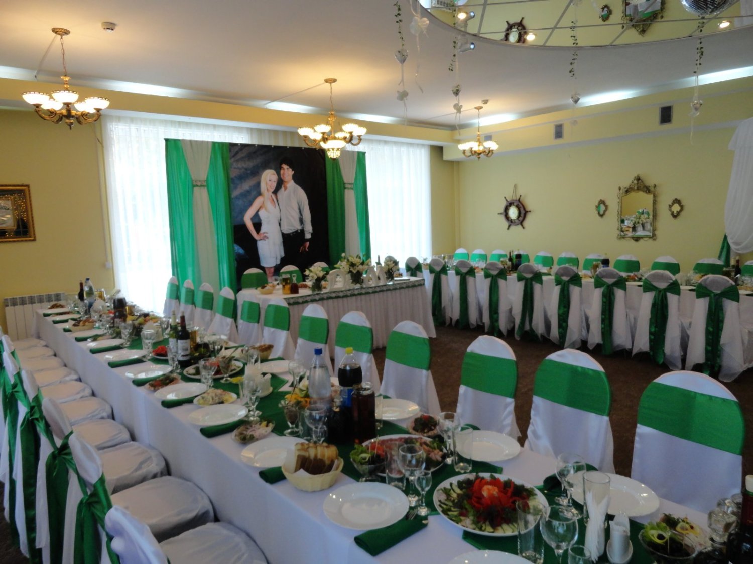 Свадебный фотоальбом&nbsp;Ресторан "Ла-Рошель" г. Ейск, тел.88613222013 : 