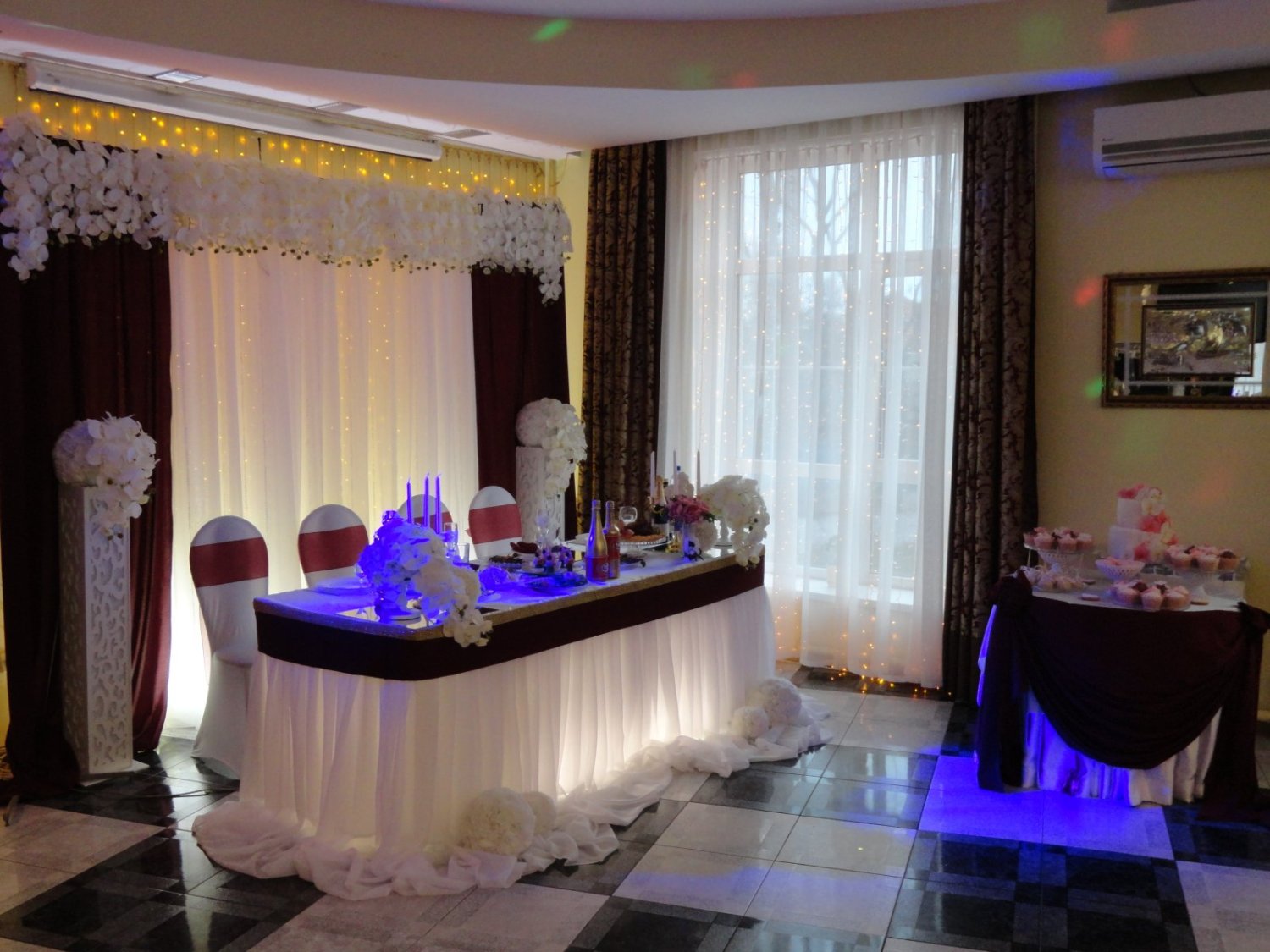 Свадебный фотоальбом&nbsp;Ресторан "Ла-Рошель" г. Ейск, тел.88613222013 : 