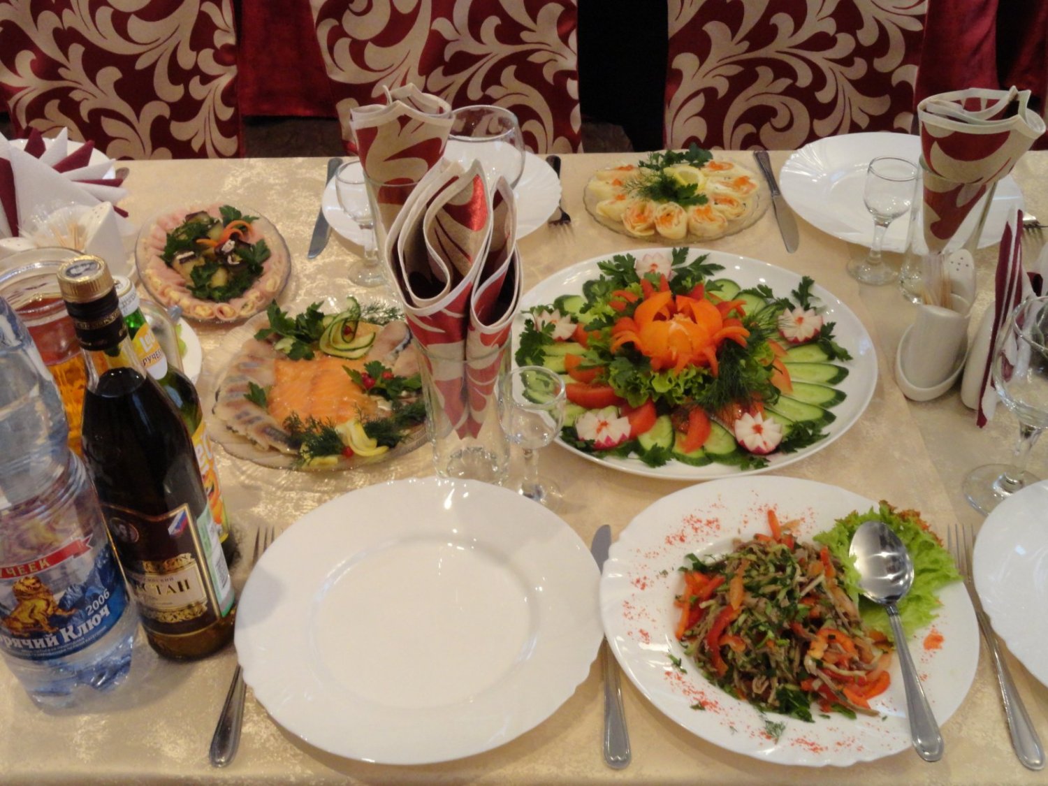 Свадебный фотоальбом&nbsp;Ресторан "Ла-Рошель" г. Ейск, тел.88613222013 : 