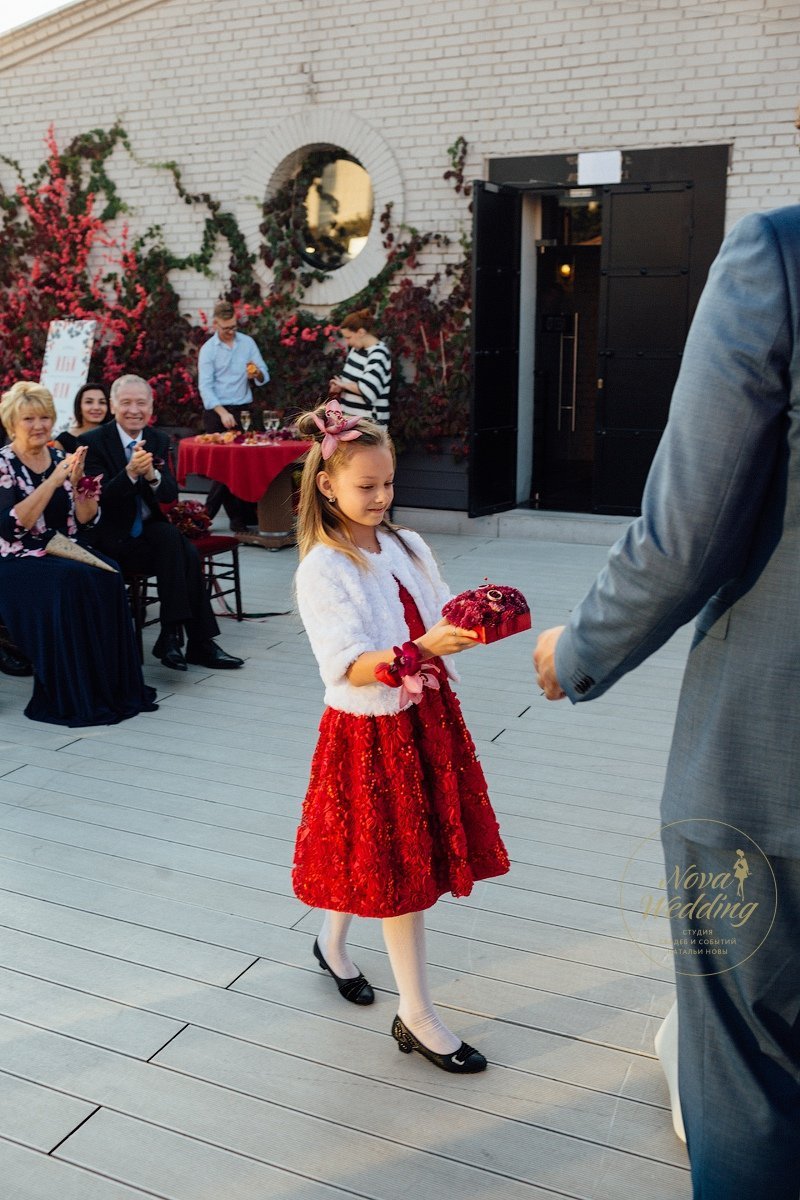 Яркая осенняя свадьба Ильи и Юли "Бордовый шик"&nbsp;Nova Wedding Студия Свадеб и Событий : 