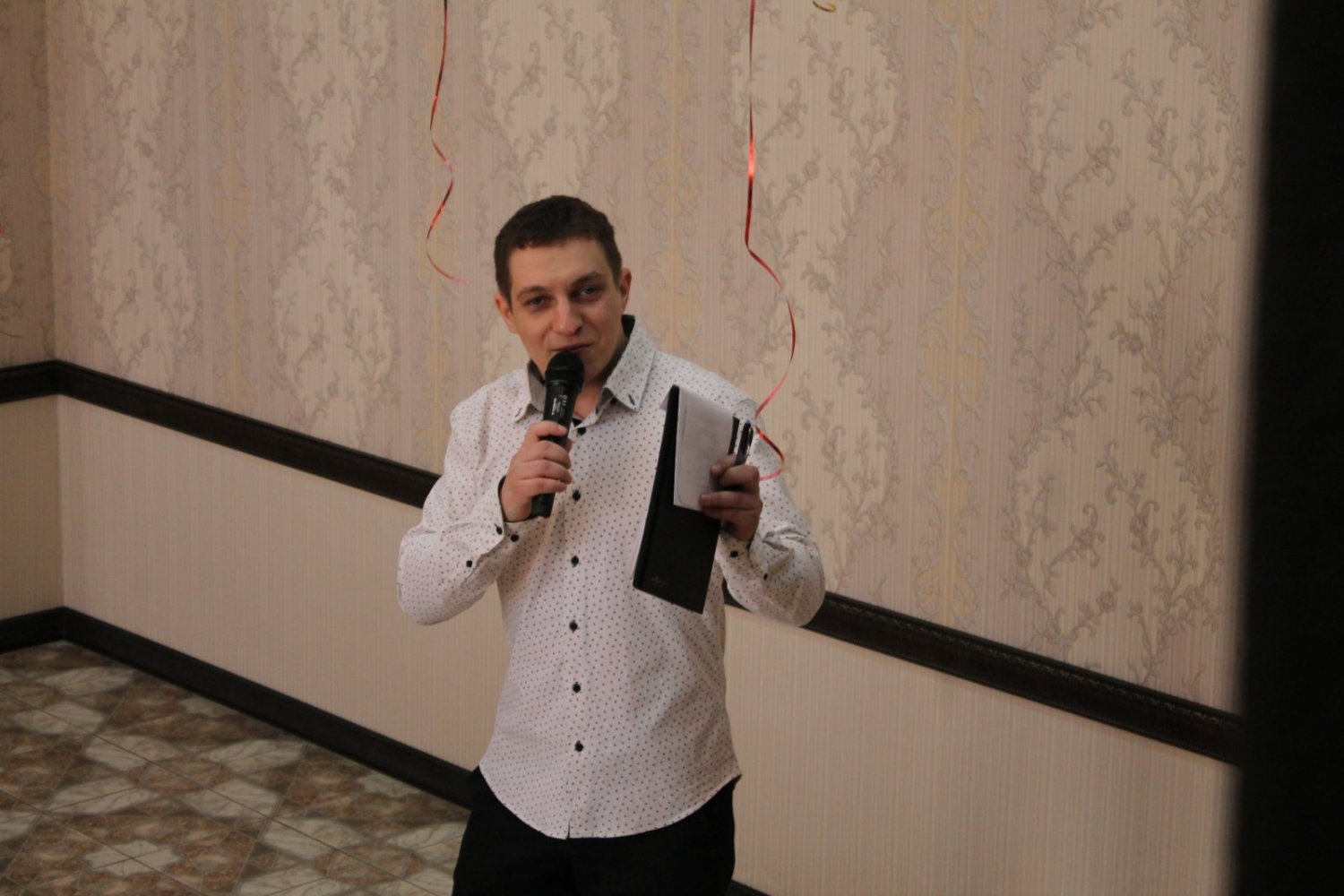 Фото&nbsp;Ведущий (тамада) диджей : 