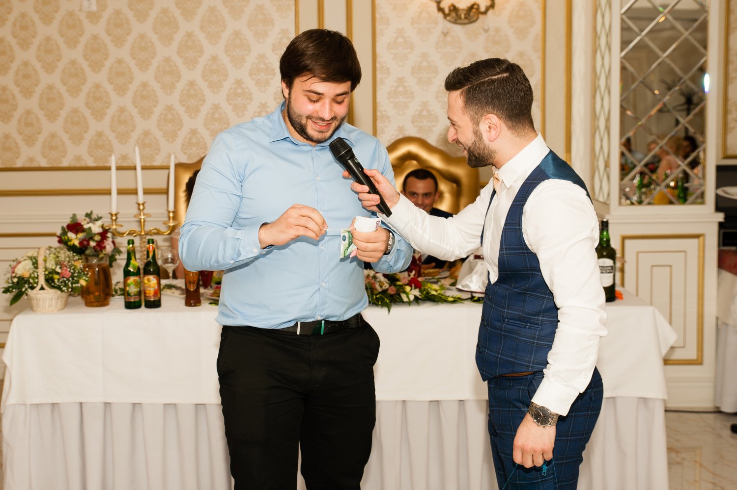 На моих праздниках!&nbsp;Ведущий Давид Габриелян : 