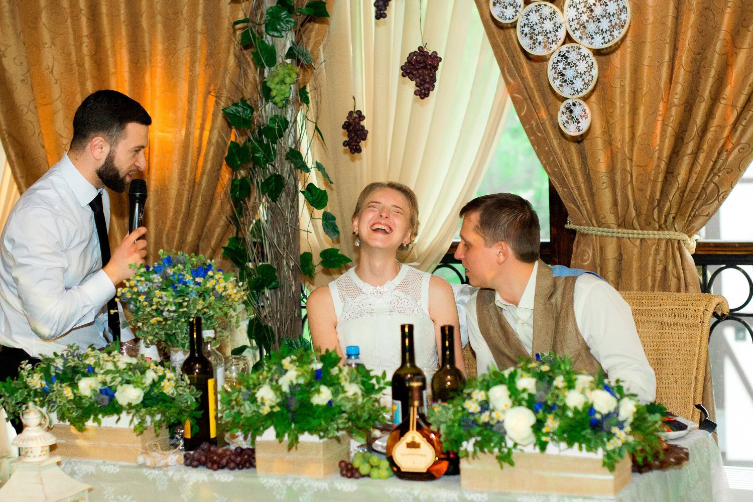 На моих праздниках!&nbsp;Ведущий Давид Габриелян : 