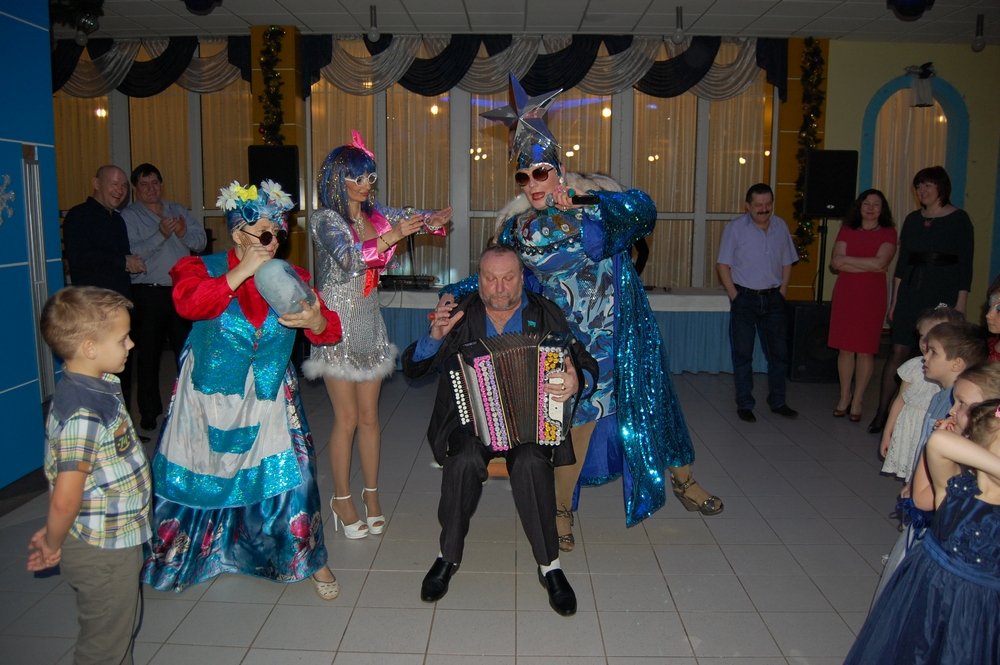 Организация праздников-Лучшие шоу программы Юга России. КРЦ  «Альберт шоу»&nbsp;Организация праздников.Цыгане,шоу балет,Сердючка,пародии звезд,детские праздники. : 