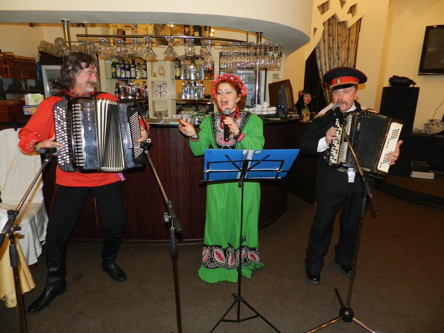 Организация праздников-Лучшие шоу программы Юга России. КРЦ  «Альберт шоу»&nbsp;Организация праздников.Цыгане,шоу балет,Сердючка,пародии звезд,детские праздники. : 