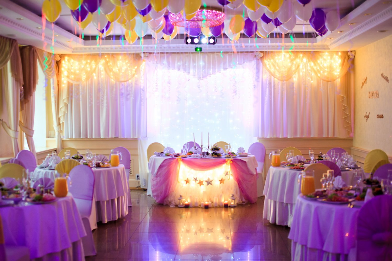 Варианты оформления банкетного зала Корсаков&nbsp;Банкетный зал Корсаков : 