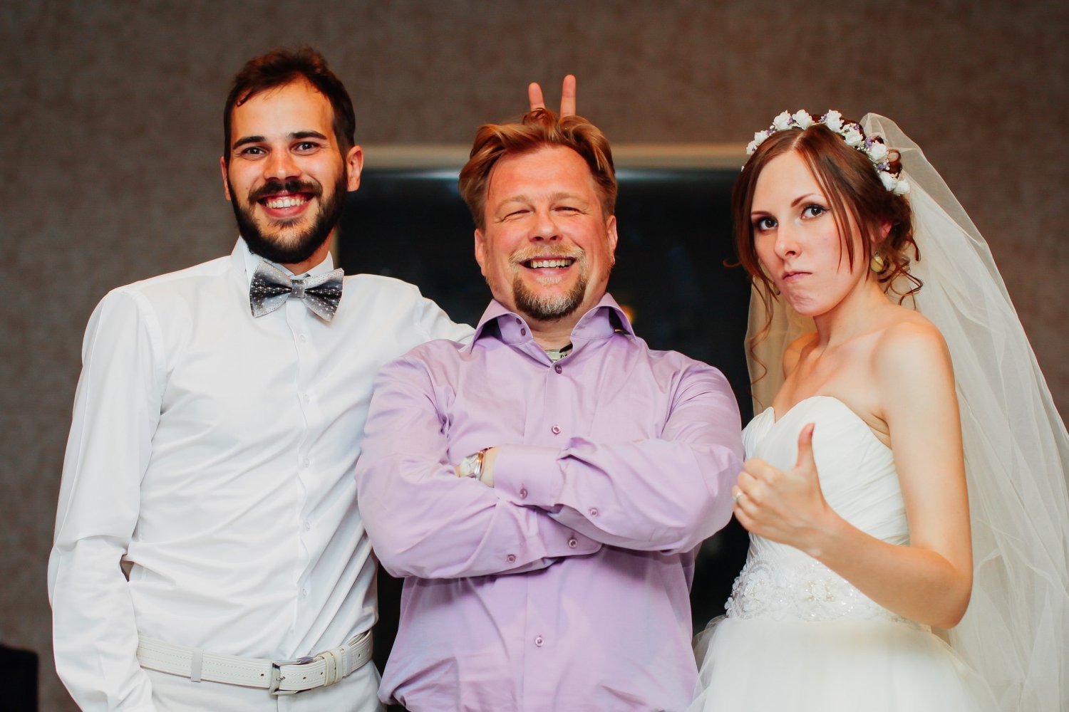 Праздниковед&nbsp;Ведущий праздников Владимир Русских : 