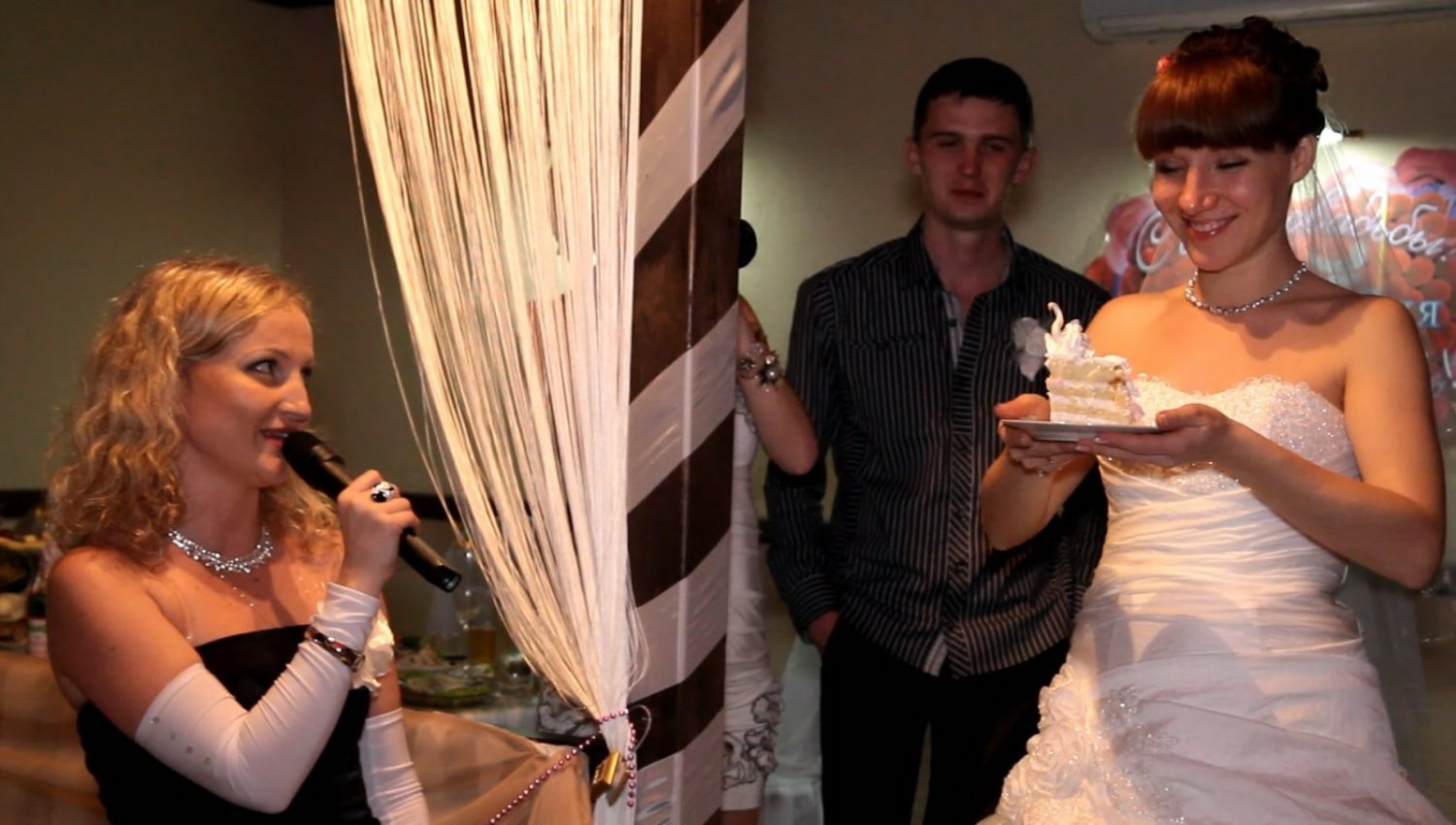 Ведущая&nbsp;Елена Секирина : 